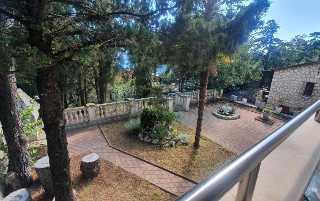 Apartments Lukas Novi Vinodolski Ngoại thất bức ảnh