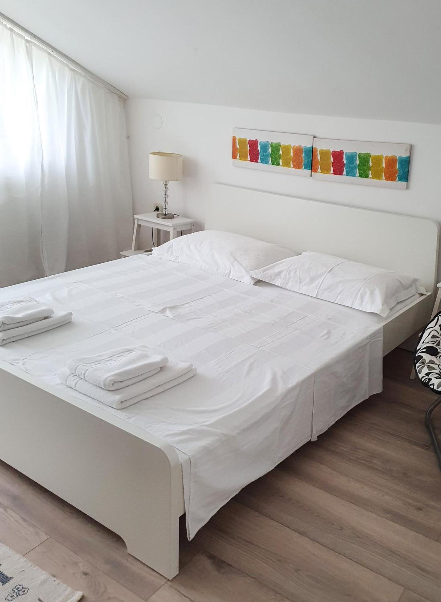 Apartments Lukas Novi Vinodolski Phòng bức ảnh